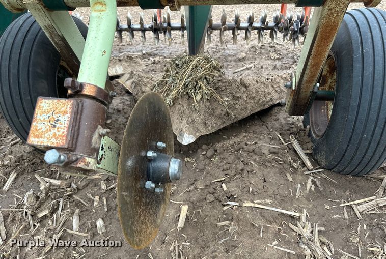 image for item OL9661 Flex-King KM33 sweep plow