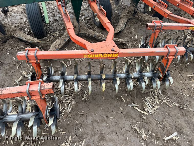 image for item OL9661 Flex-King KM33 sweep plow