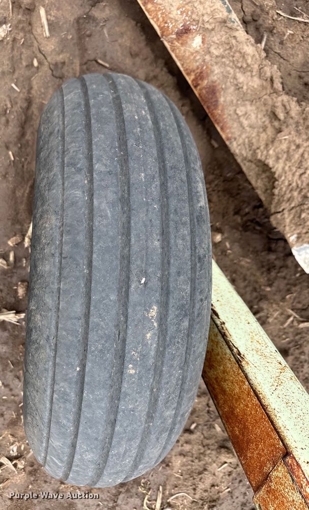 image for item OL9661 Flex-King KM33 sweep plow