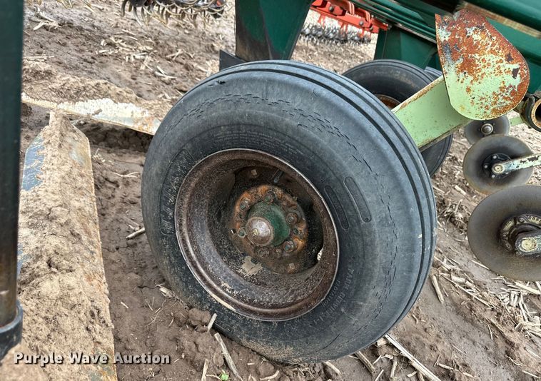 image for item OL9661 Flex-King KM33 sweep plow