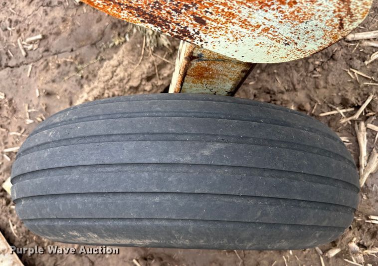 image for item OL9661 Flex-King KM33 sweep plow