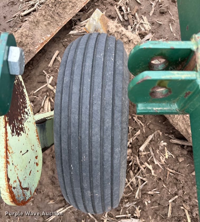 image for item OL9661 Flex-King KM33 sweep plow