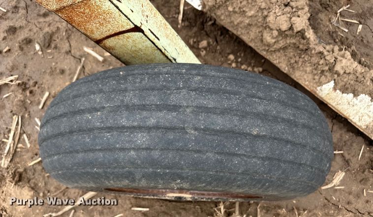 image for item OL9661 Flex-King KM33 sweep plow