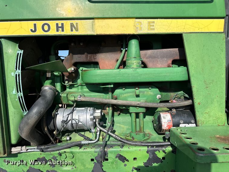image for item OL9690 1976 John Deere 4430 tractor