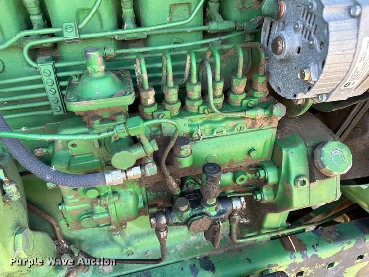 image for item OL9690 1976 John Deere 4430 tractor