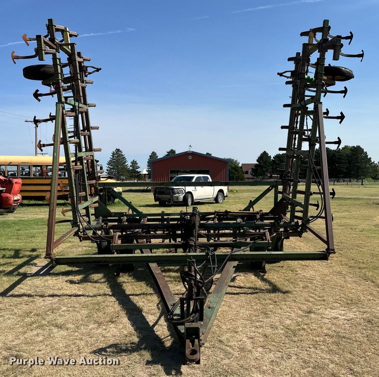 image for item OL9714 John Deere field cultivator