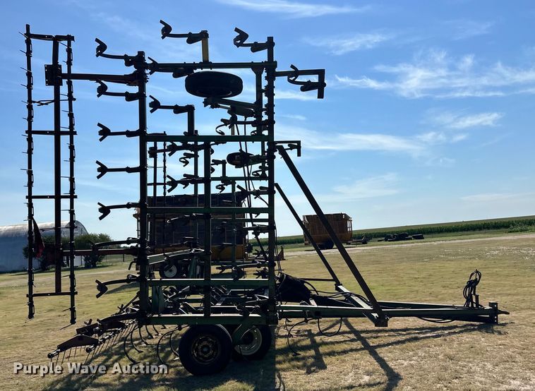 image for item OL9714 John Deere field cultivator