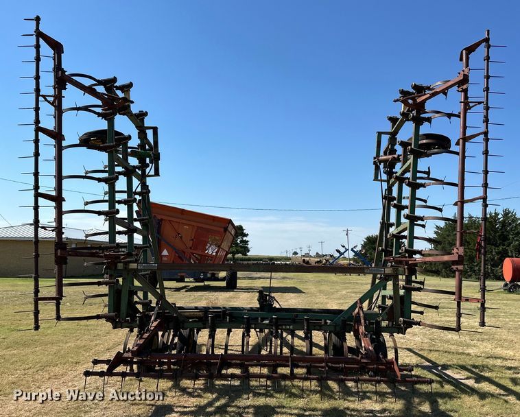 image for item OL9714 John Deere field cultivator