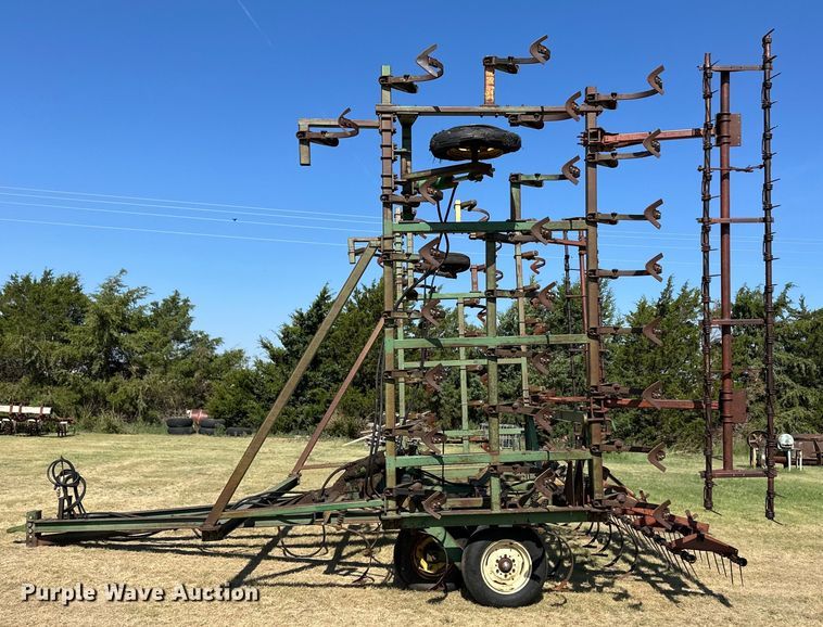 image for item OL9714 John Deere field cultivator