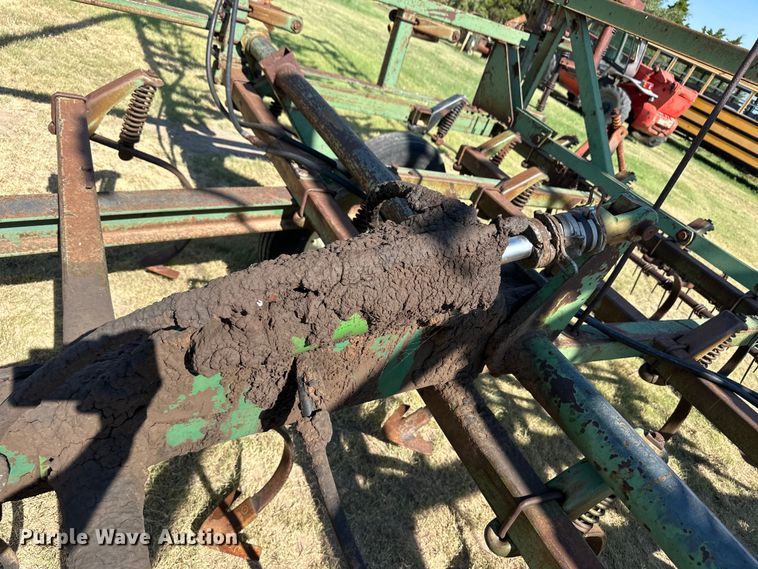 image for item OL9714 John Deere field cultivator