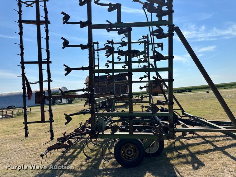 image for item OL9714 John Deere field cultivator