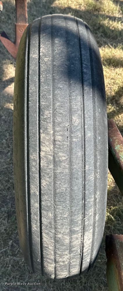 image for item OL9714 John Deere field cultivator