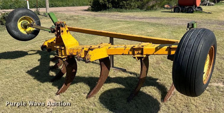 image for item OL9716 Midland Manufacturing Company M105 V-ripper