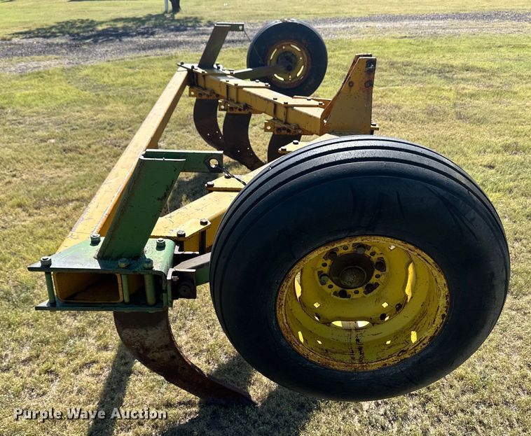 image for item OL9716 Midland Manufacturing Company M105 V-ripper