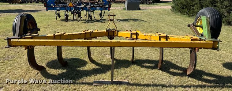 image for item OL9716 Midland Manufacturing Company M105 V-ripper