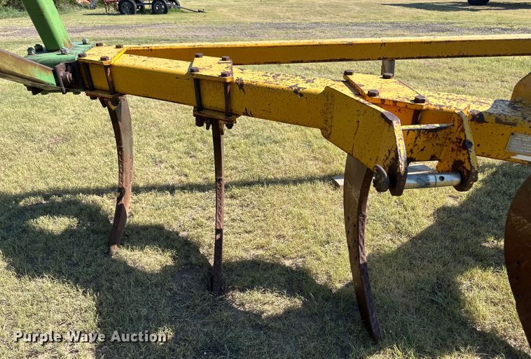 image for item OL9716 Midland Manufacturing Company M105 V-ripper