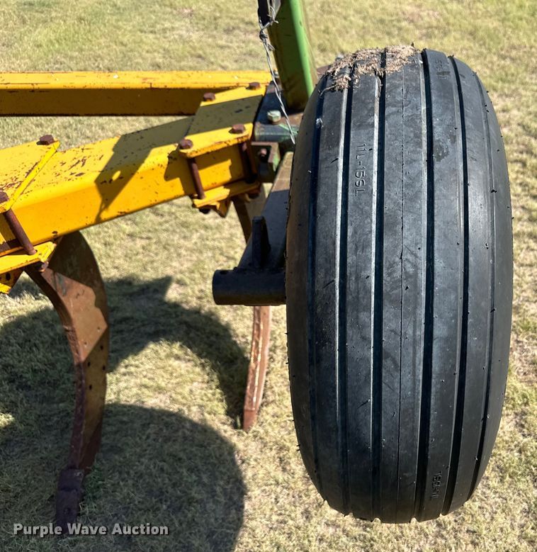 image for item OL9716 Midland Manufacturing Company M105 V-ripper