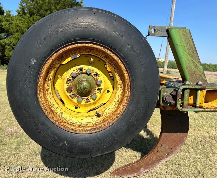 image for item OL9716 Midland Manufacturing Company M105 V-ripper