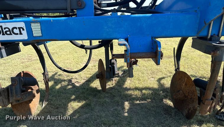 image for item OL9717 DMI Nutri-Placr 3250 NH3 applicator