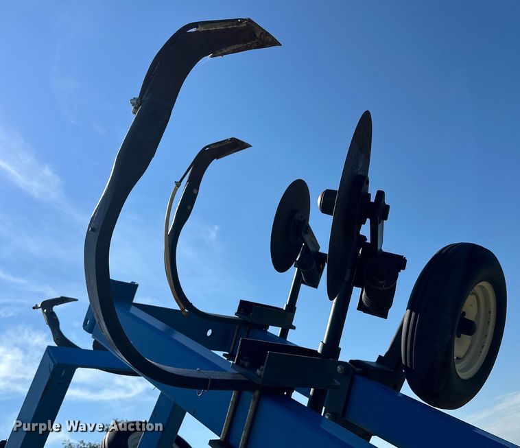 image for item OL9717 DMI Nutri-Placr 3250 NH3 applicator