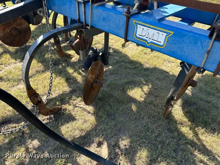 image for item OL9717 DMI Nutri-Placr 3250 NH3 applicator