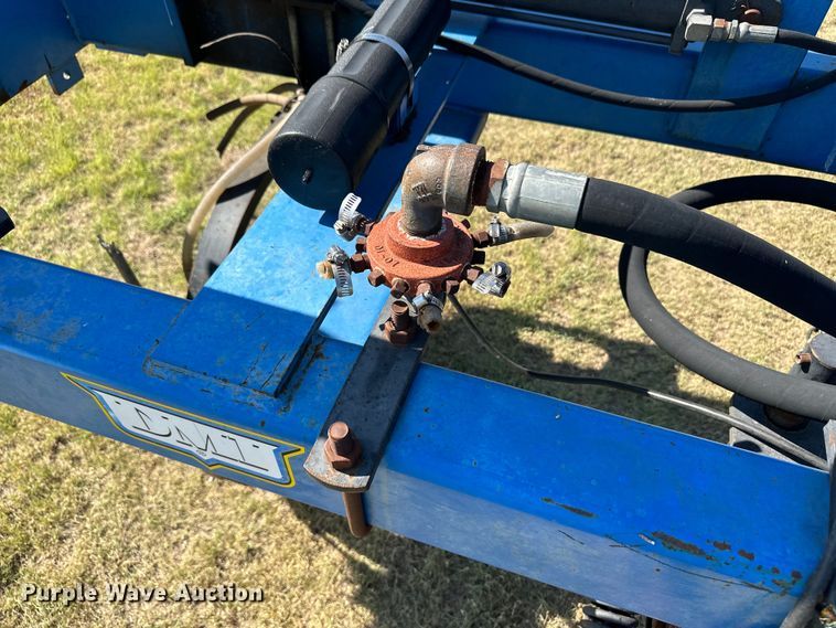 image for item OL9717 DMI Nutri-Placr 3250 NH3 applicator