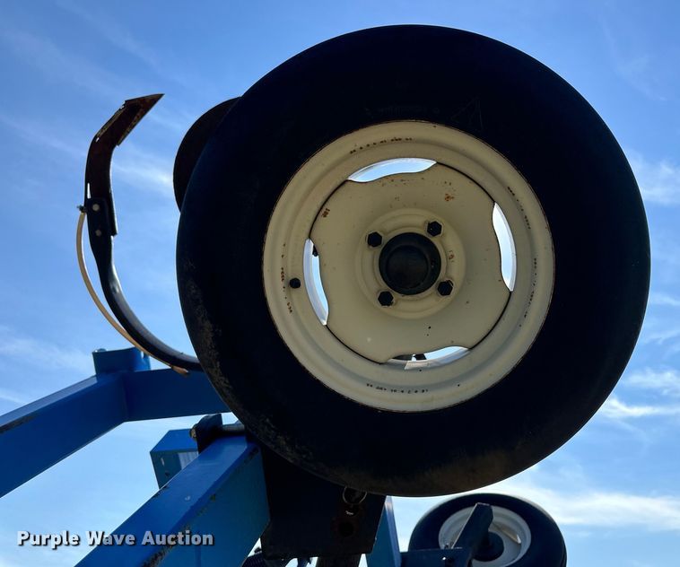 image for item OL9717 DMI Nutri-Placr 3250 NH3 applicator