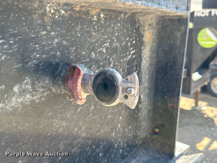 image for item DK6708 1987 Interstate lowboy equipment trailer