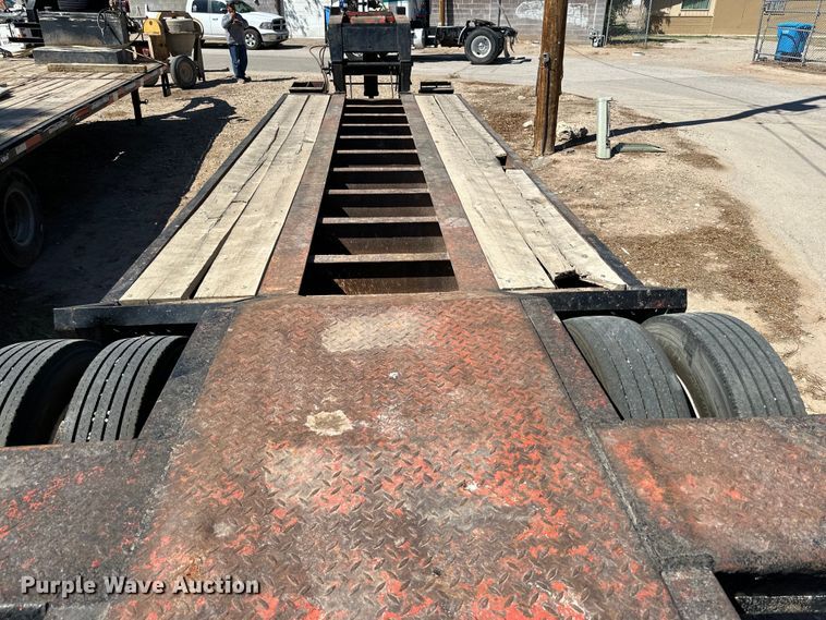 image for item DK6708 1987 Interstate lowboy equipment trailer