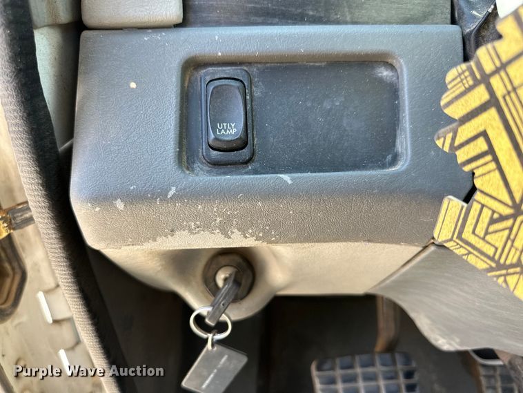 image for item DK6709 2007 Freightliner Columbia  semi truck