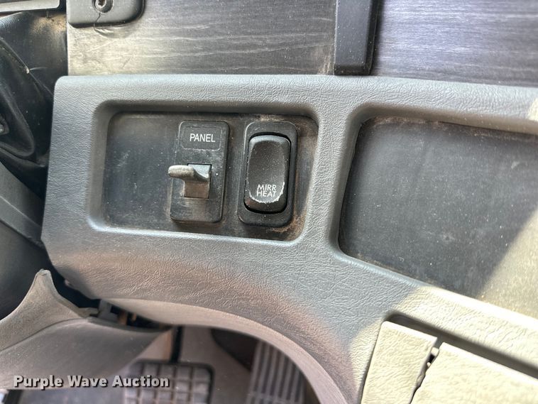 image for item DK6709 2007 Freightliner Columbia  semi truck