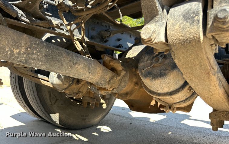 image for item DK6709 2007 Freightliner Columbia  semi truck