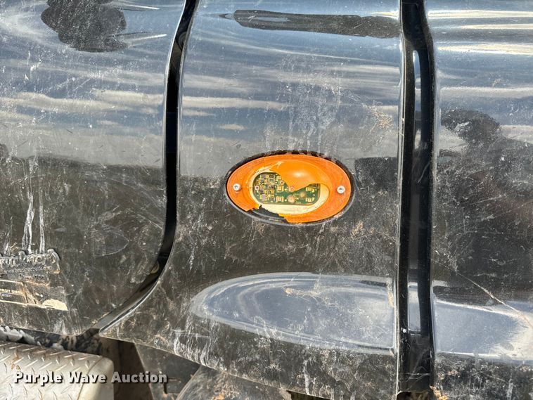 image for item DK6875 2012 Freightliner Cascadia 125DC semi truck