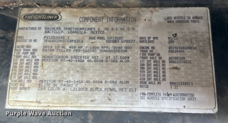 image for item DK6875 2012 Freightliner Cascadia 125DC semi truck