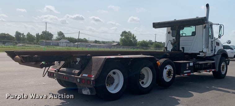 image for item DM7938 2007 Mack CT713 roll-off container truck