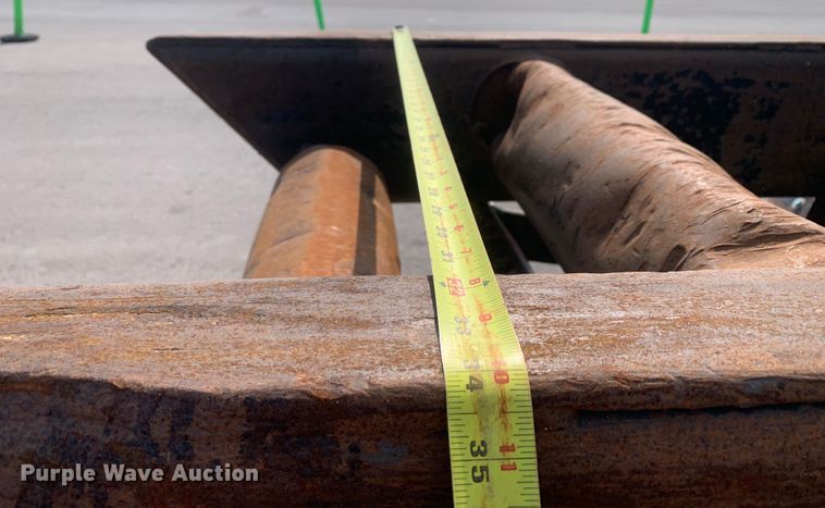 image for item DM7938 2007 Mack CT713 roll-off container truck