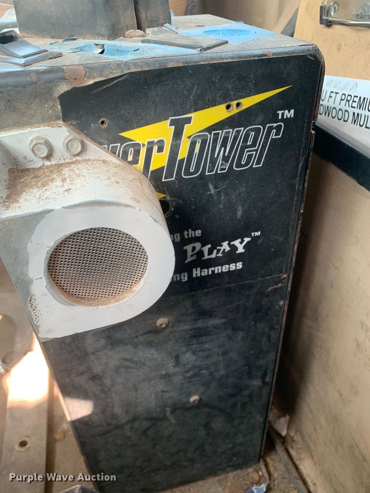 image for item DM7938 2007 Mack CT713 roll-off container truck