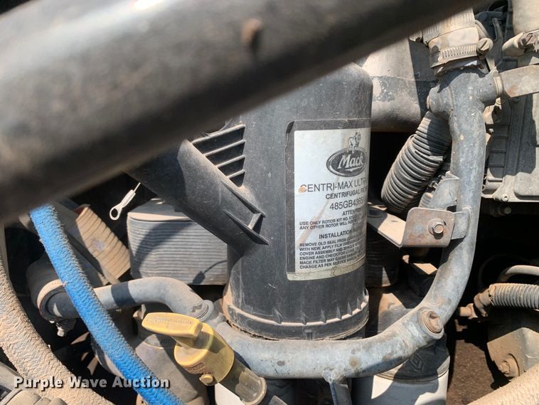 image for item DM7938 2007 Mack CT713 roll-off container truck