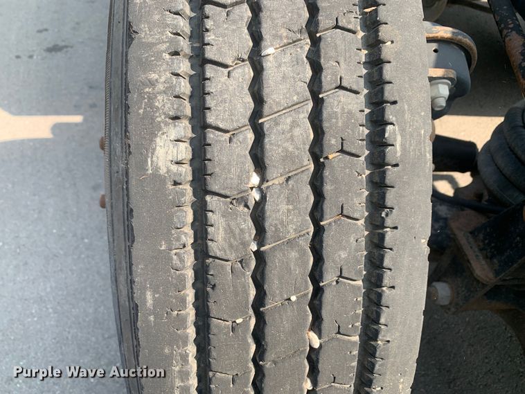 image for item DM7938 2007 Mack CT713 roll-off container truck