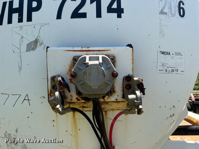 image for item DO6552 2009 Troxell Trailers  vacuum trailer