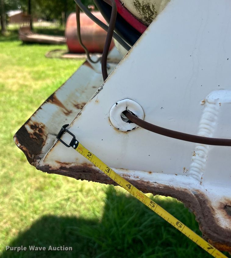 image for item DO6552 2009 Troxell Trailers  vacuum trailer