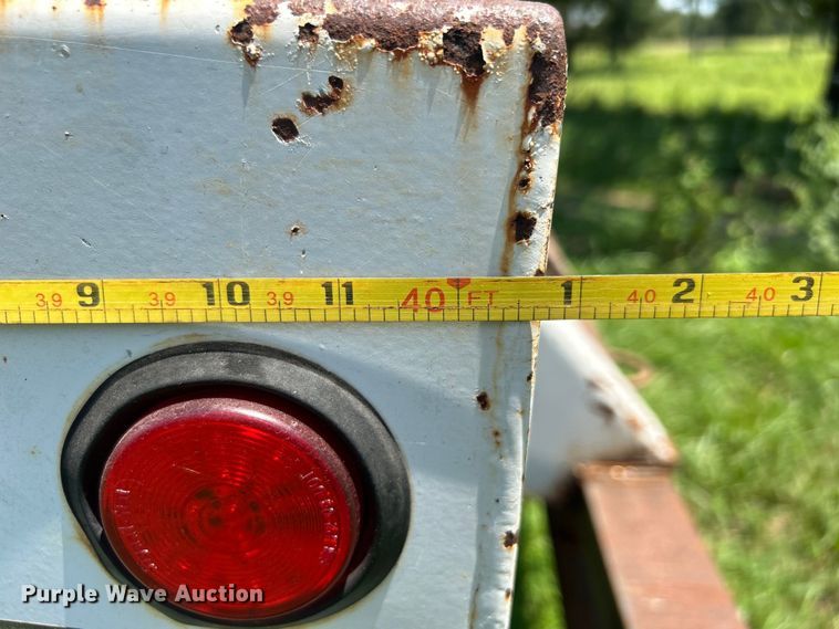 image for item DO6552 2009 Troxell Trailers  vacuum trailer