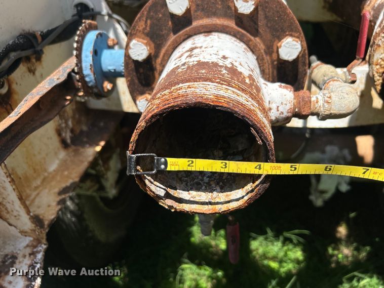 image for item DO6552 2009 Troxell Trailers  vacuum trailer