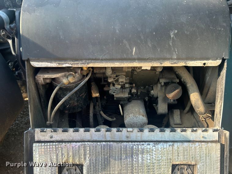 image for item DO6583 2016 Kenworth T680 semi truck