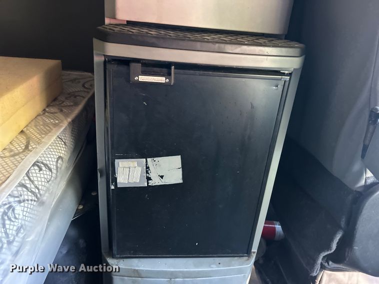 image for item DO6583 2016 Kenworth T680 semi truck