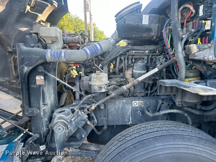 image for item DO6583 2016 Kenworth T680 semi truck