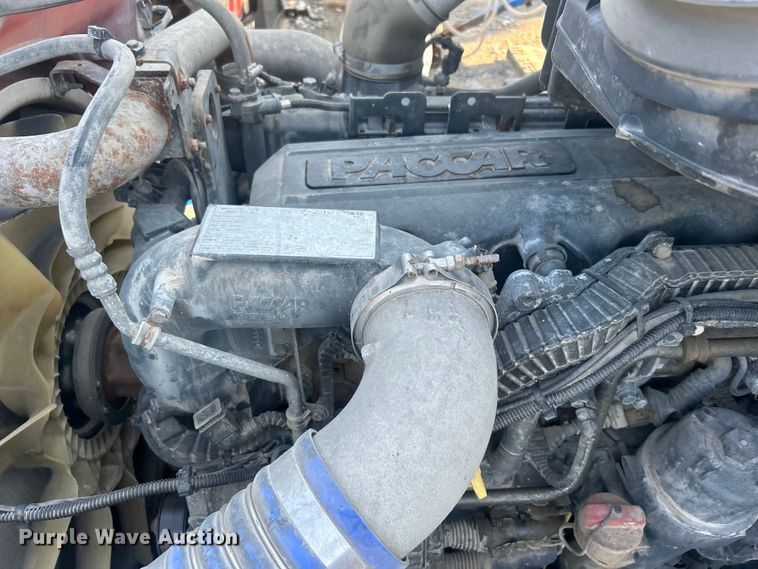 image for item DO6583 2016 Kenworth T680 semi truck