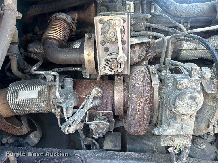 image for item DO6583 2016 Kenworth T680 semi truck