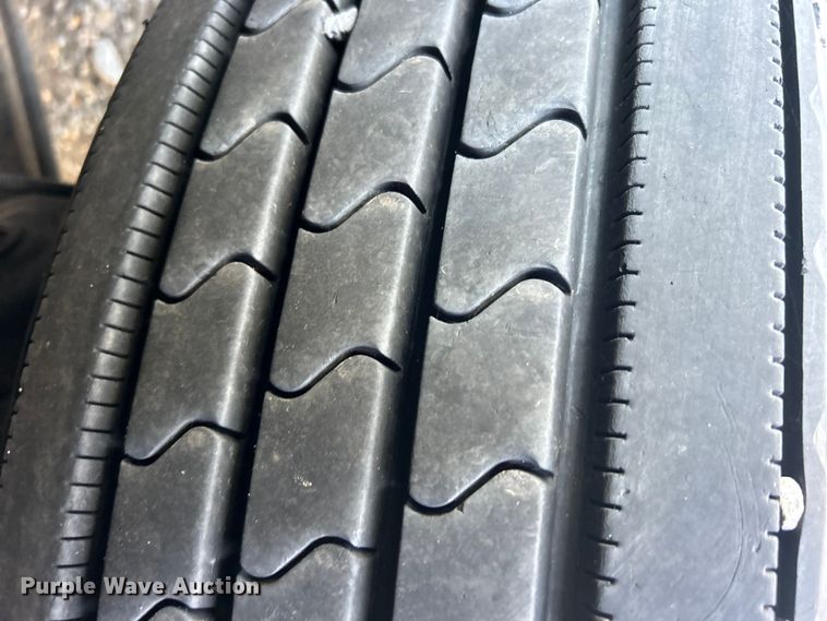 image for item DO6583 2016 Kenworth T680 semi truck