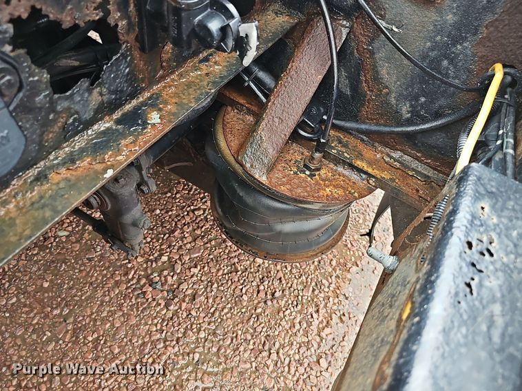 image for item DP1008 2008 XL Specialized lowboy equipment trailer